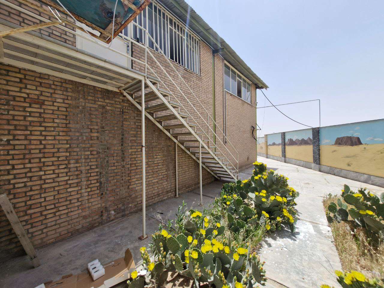  اجاره سوله صنعتی با جواز غذایی - شهرک صنعتی خوارزمی 700 متر _ املاک صنعت سوله