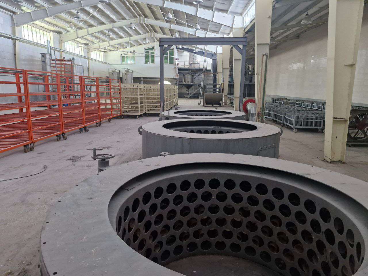  فروش سوله تولید حبوبات، ادویه‌جات، قند و آبنبات با پروانه معتبر 4000متر _ املاک صنعت سوله