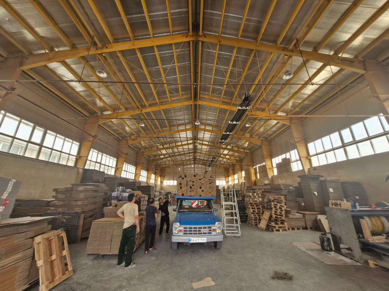 فروش سلولزی _ شهرک صنعتی شنزار 900متر _ املاک صنعت سوله