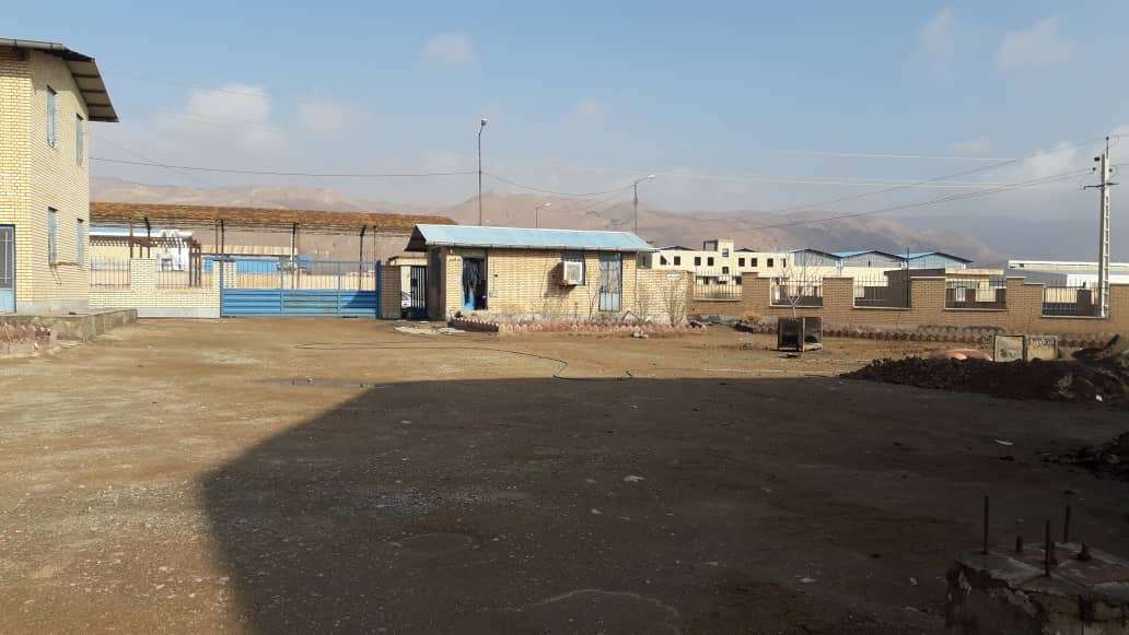 اجاره سوله تولید میلگرد و مفتول با پروانه معتبر - شهرک صنعتی گرمسار 350 متر _ املاک صنعت سوله