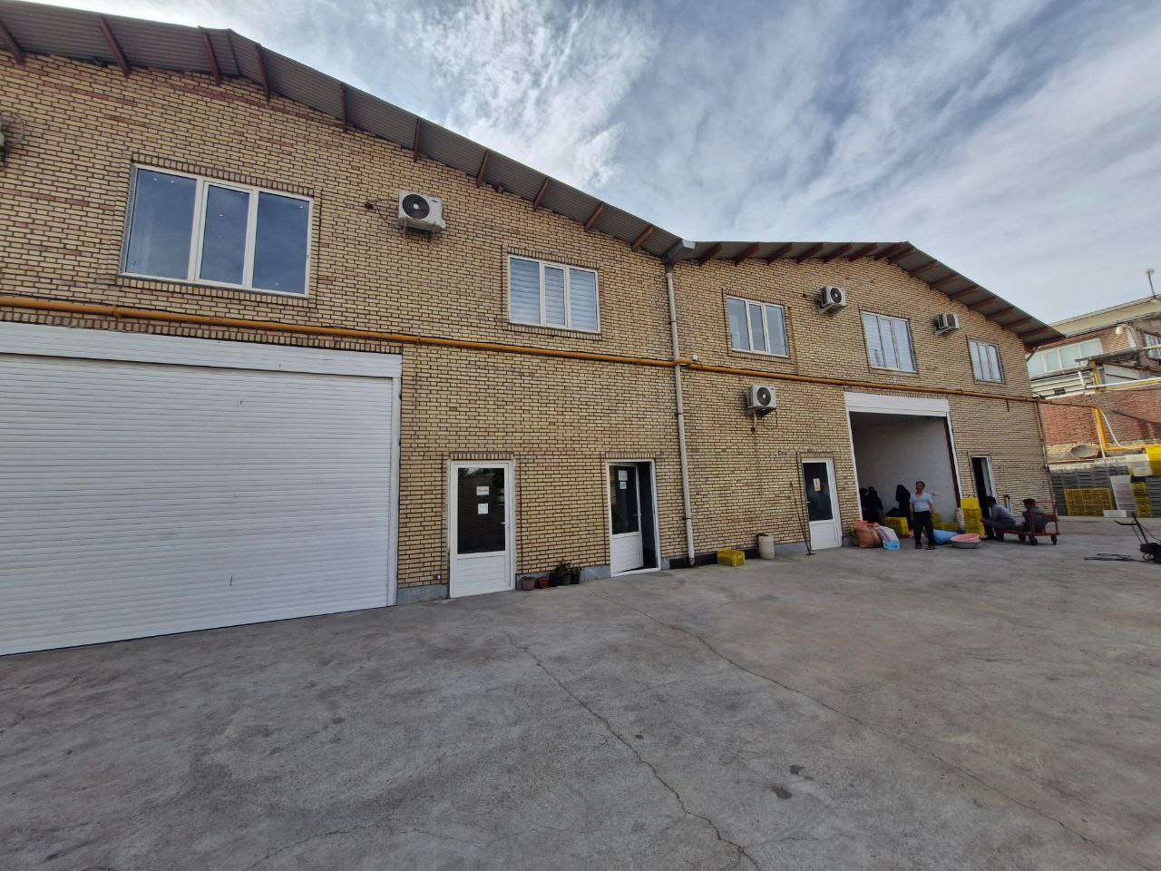 فروش سوله صنایع غذایی با سند تک‌برگ - شهرک صنعتی عباس‌آباد 1500 متر _ املاک صنعت سوله