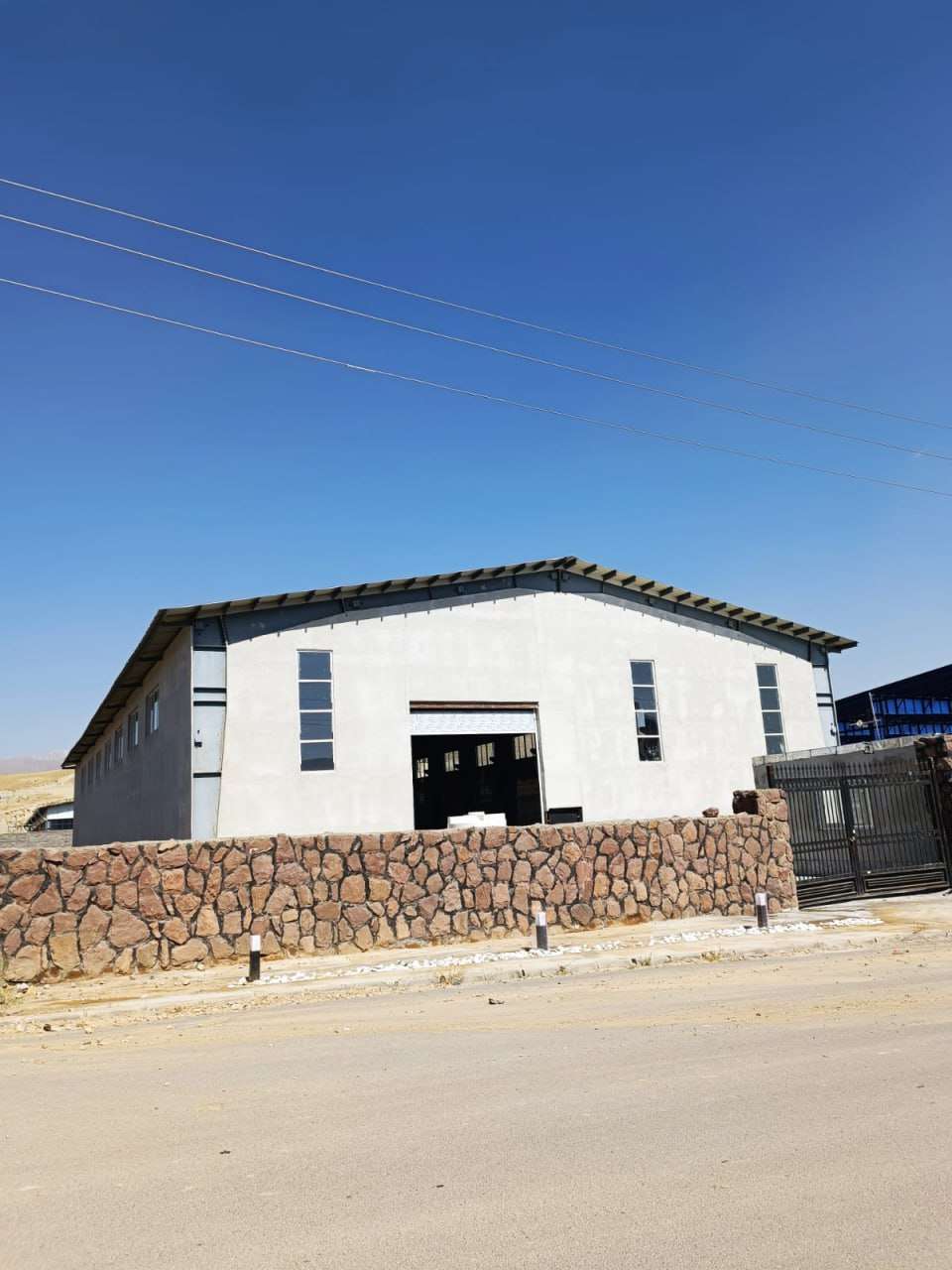 فروش سوله صنعتی پیشرفته - شهرک صنعتی دماوند ۲ 1400متر _ املاک صنعت سوله