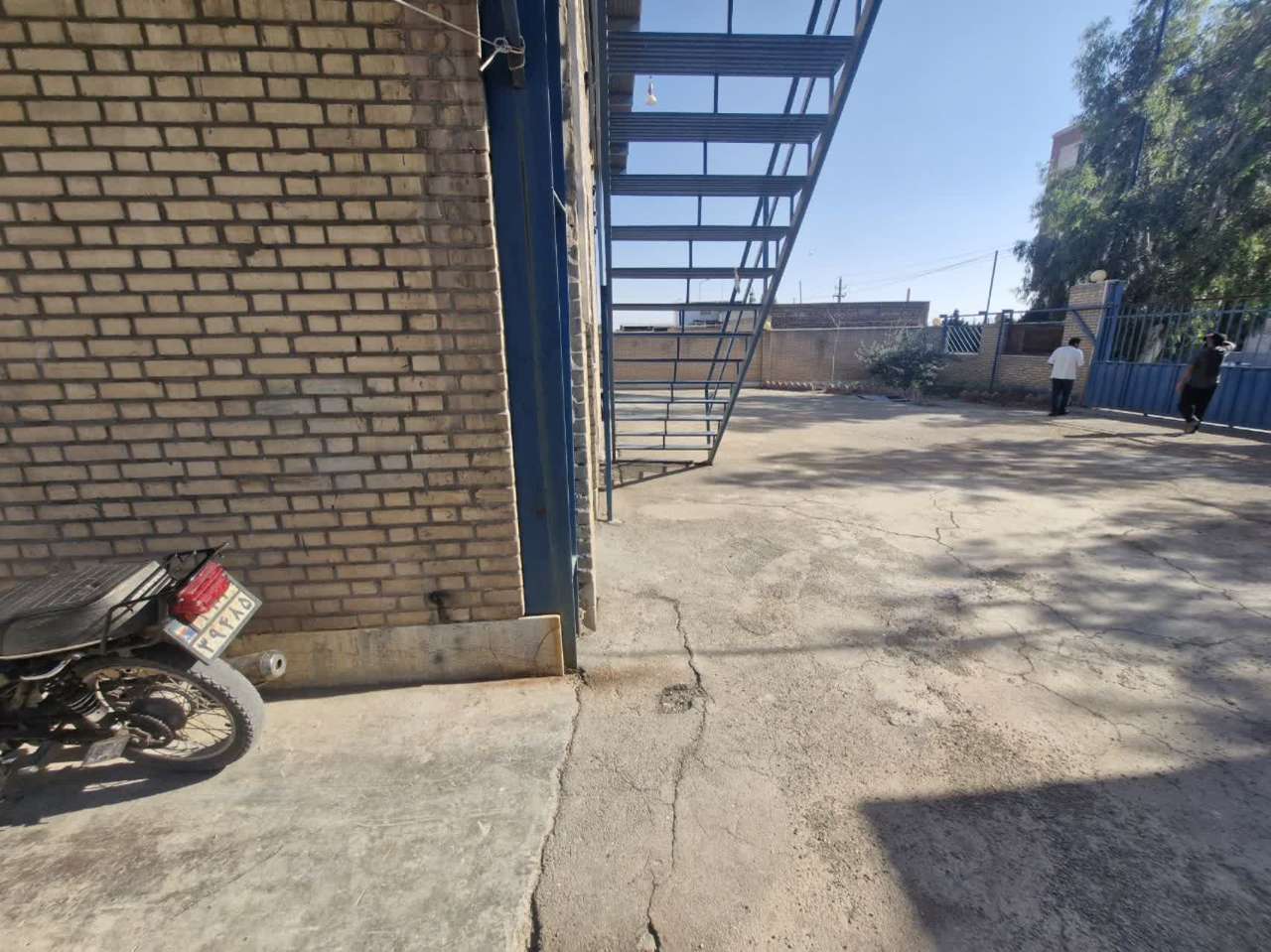 فایل فروش از شهرک صنعتی ایوانکی با کاربری صنعتی _ املاک صنعت سوله