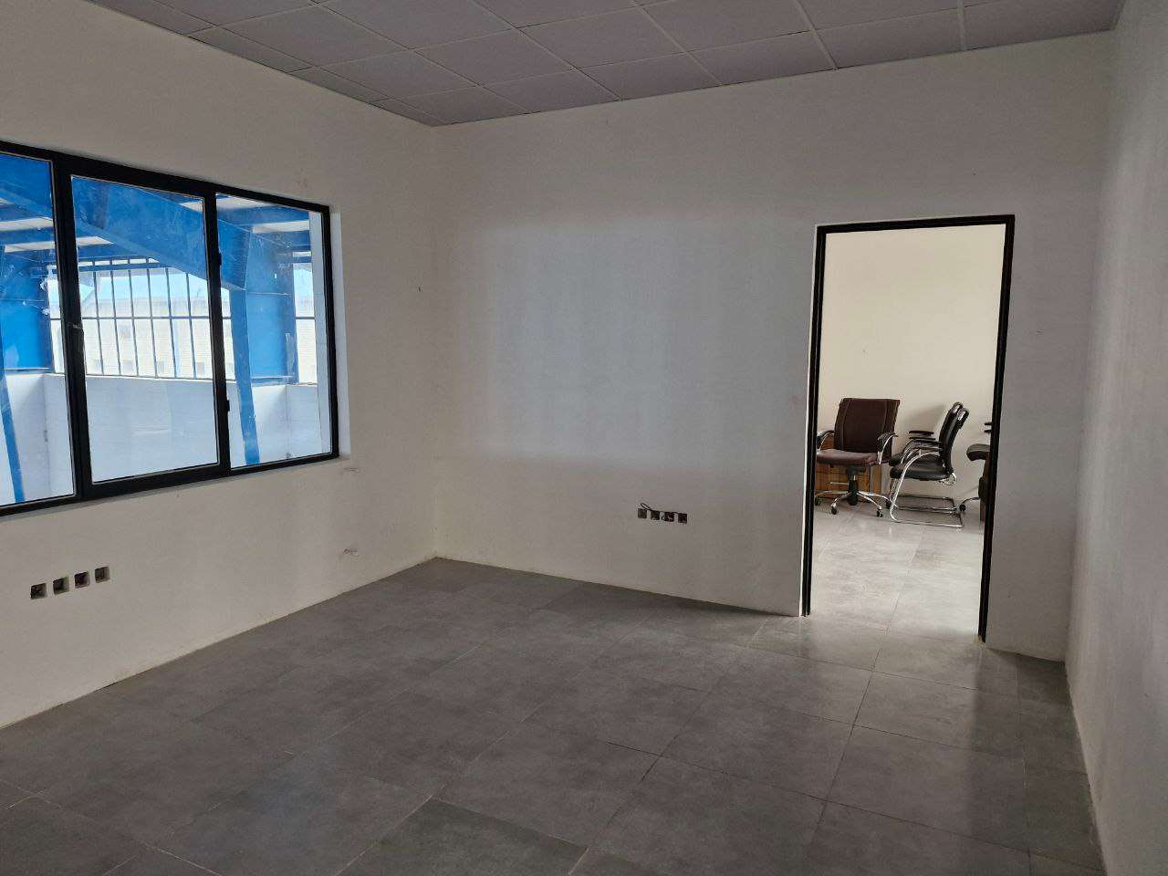 فروش سوله صنعتی ۲۰۳۰ متری در شهرک صنعتی خوارزمی | زون غذایی با پروانه بسته‌بندی _ املاک صنعت سوله