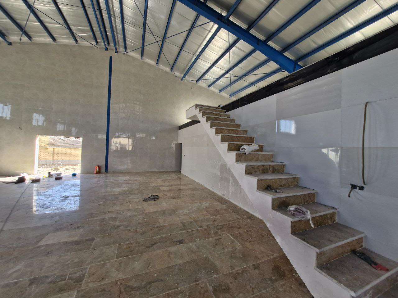 اجاره سوله در شهرک صنعتی خوارزمی با زون غذایی 1700 متر _ املاک صنعت سوله