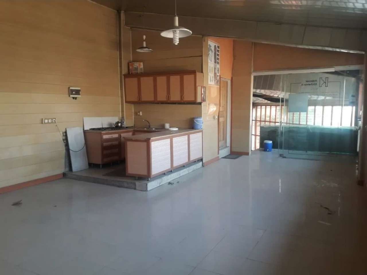 اجاره سوله در شهرک صنعتی عباس اباد با زون شیمیایی با متزاژ 3900 متر با جواز تاسیس شیمیایی _ املاک صنعت سوله