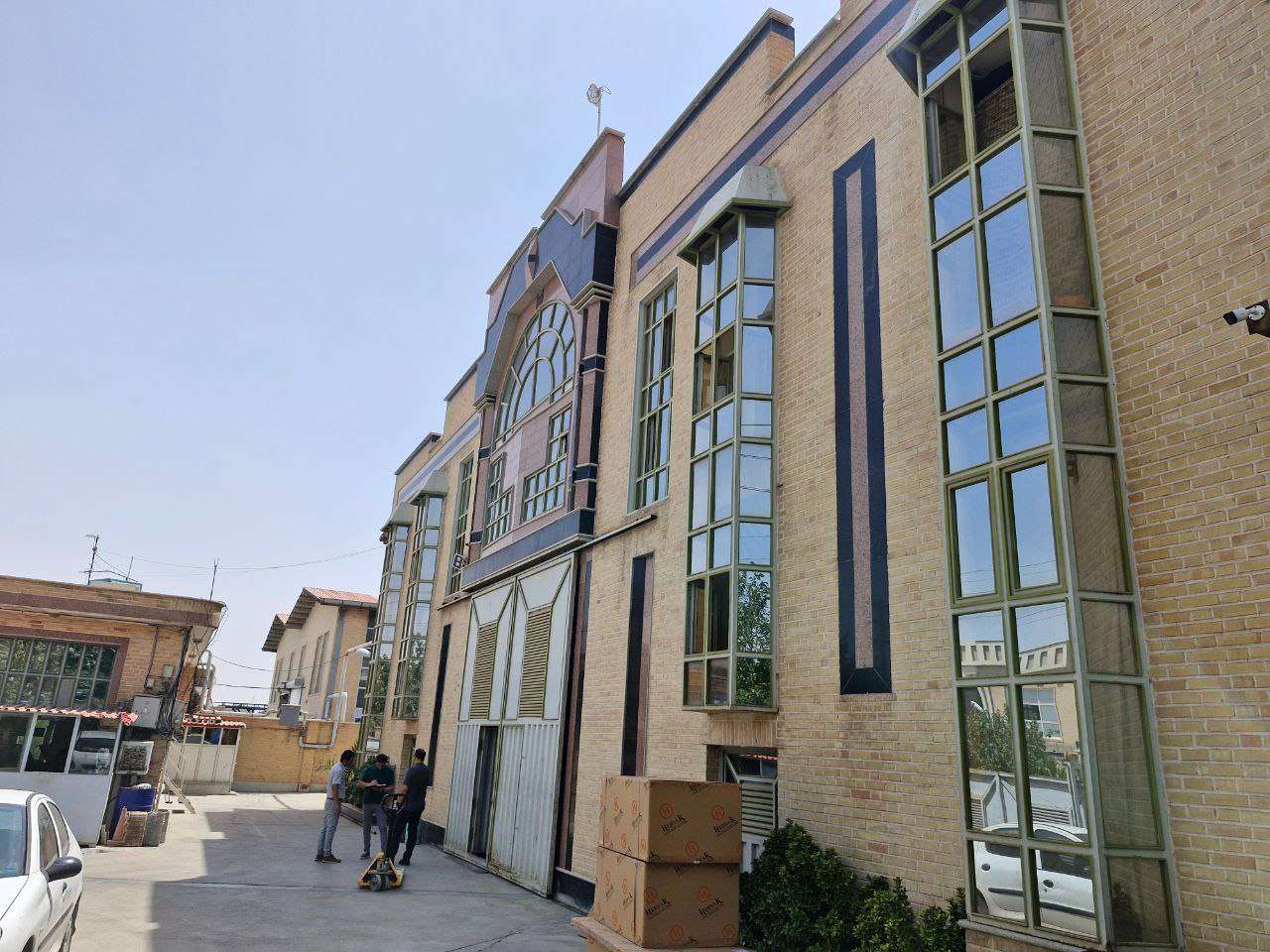 فروش سوله سلولزی با پروانه معتبر - شهرک صنعتی عباس‌آباد 3700 متر _ املاک صنعت سوله