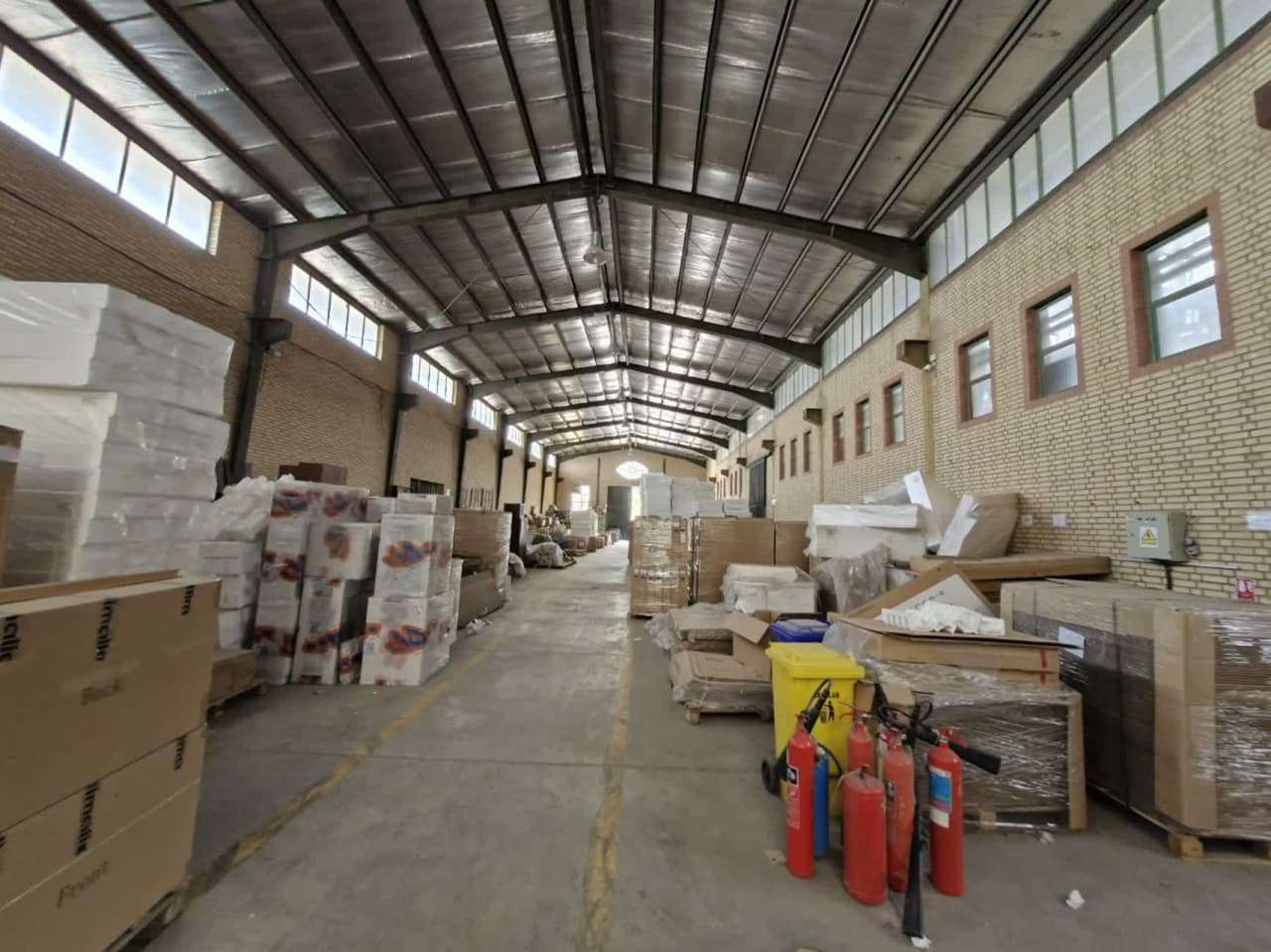 اجاره سوله با جواز فلزی-سلولزی - شهرک صنعتی ایوانکی 2250 متر _ املاک صنعت سوله