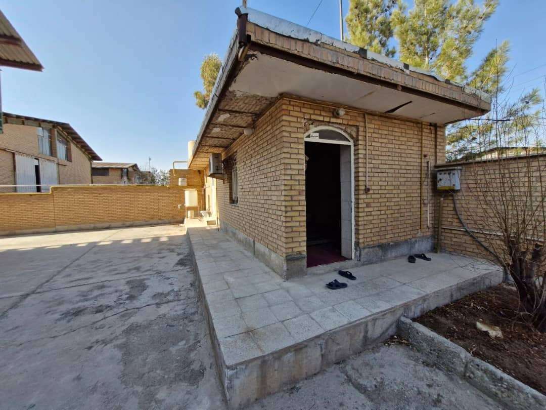 فروش کارخانه تولید شوینده با برند و ماشین‌آلات - شهرک صنعتی جنت‌آباد 860متر _ املاک صنعت سوله