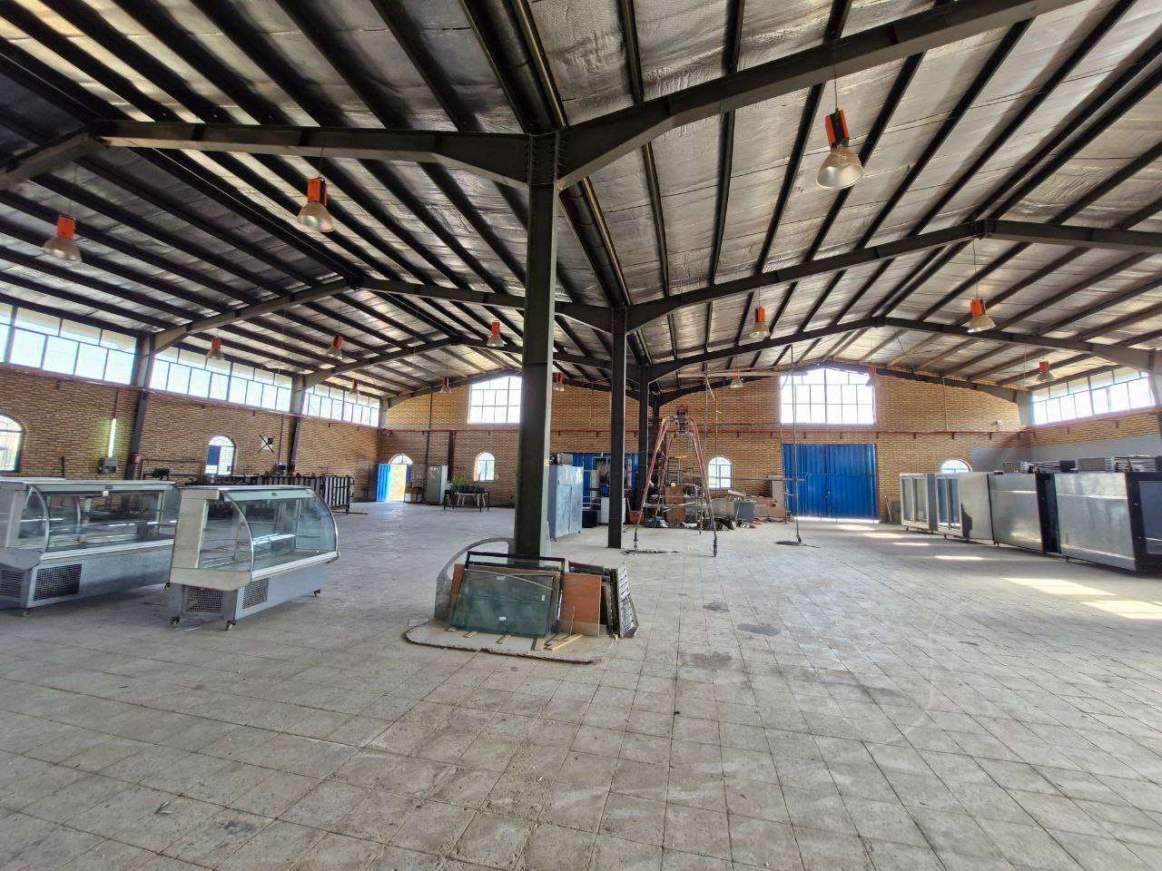 اجاره سوله صنعتی با پروانه بهره‌برداری - شهرک صنعتی عباس‌آباد800 متر _ املاک صنعت سوله