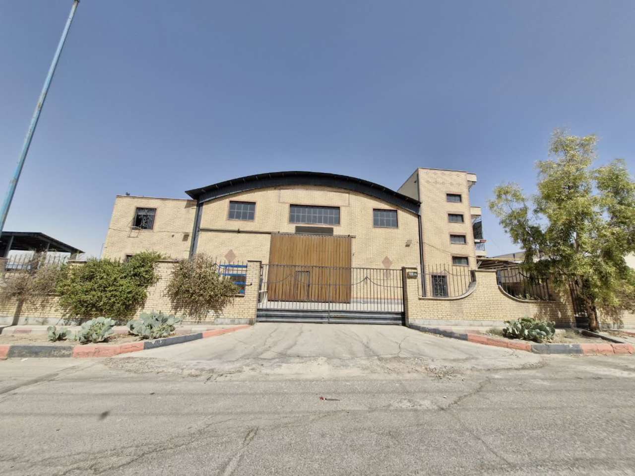 فروش سوله فلزی در خوارزمی3410 متر _ املاک صنعت سوله