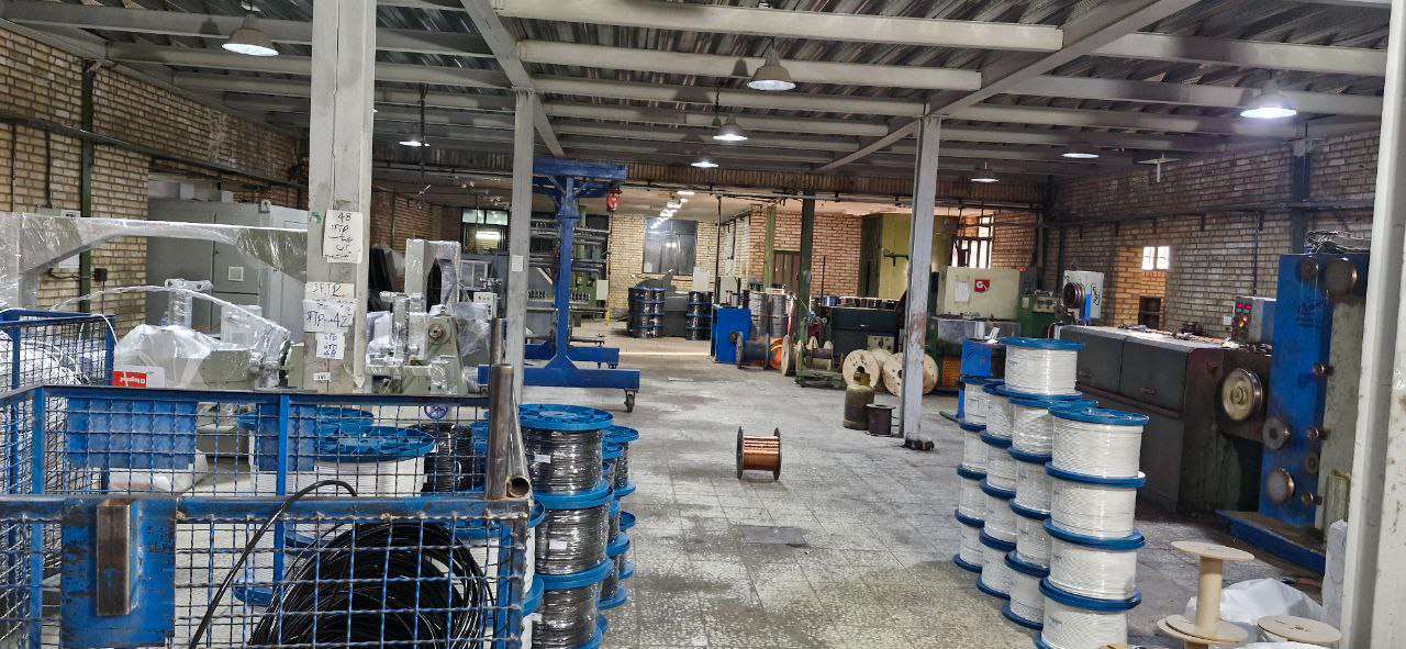 فروش سوله تولید سیم و کابل با تجهیزات کامل - شهرک صنعتی عباس‌آباد _ املاک صنعت سوله