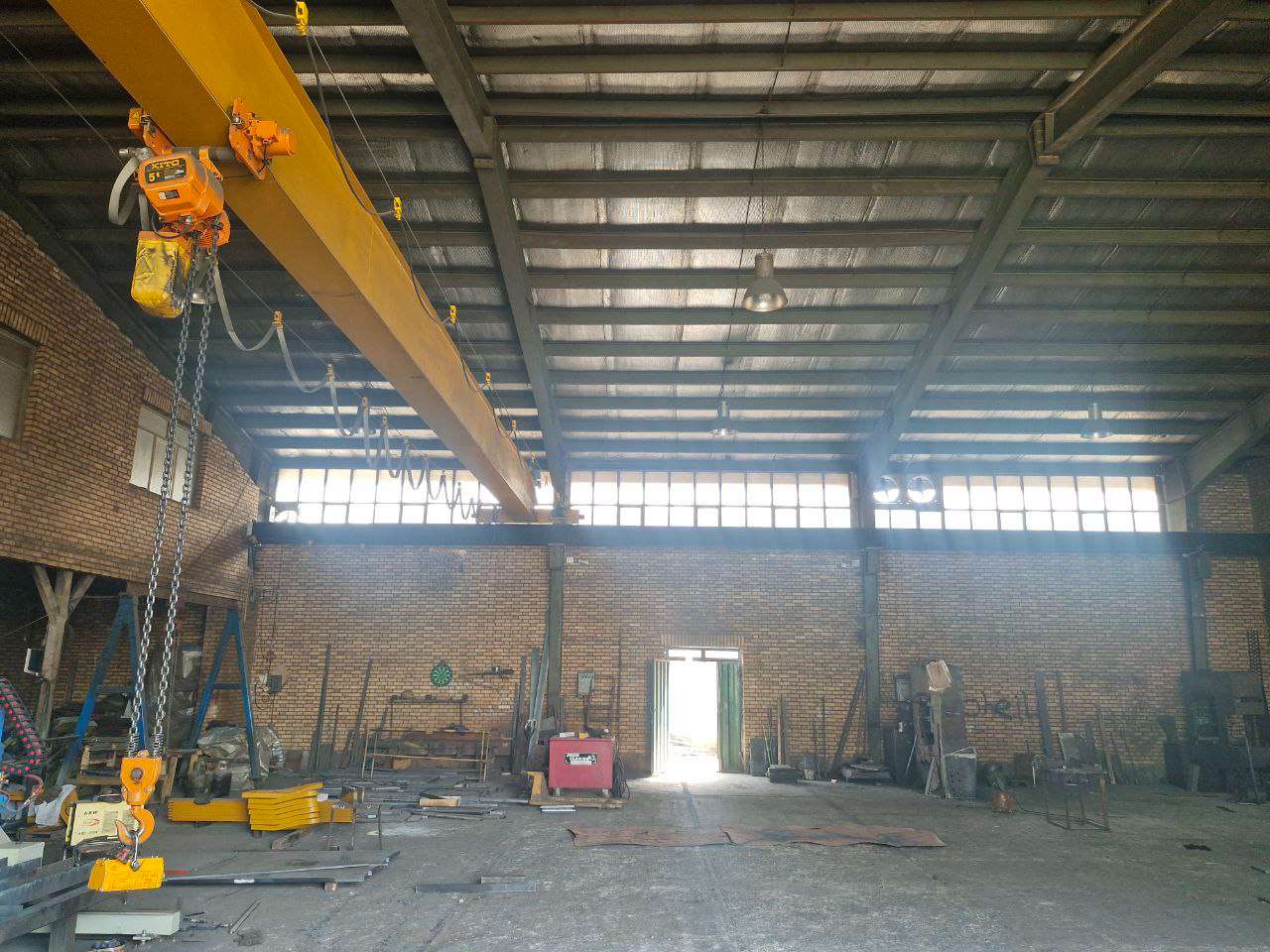 فروش سوله صنعتی ۱۰۶۴ متری در شهرک صنعتی عباس‌آباد _ املاک صنعت سوله