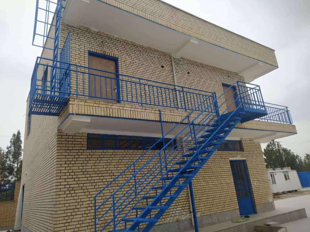 فروش سوله صنعتی نوساز با جواز تولید پرچم - شهرک صنعتی خوارزمی 1856متز _ املاک صنعت سوله