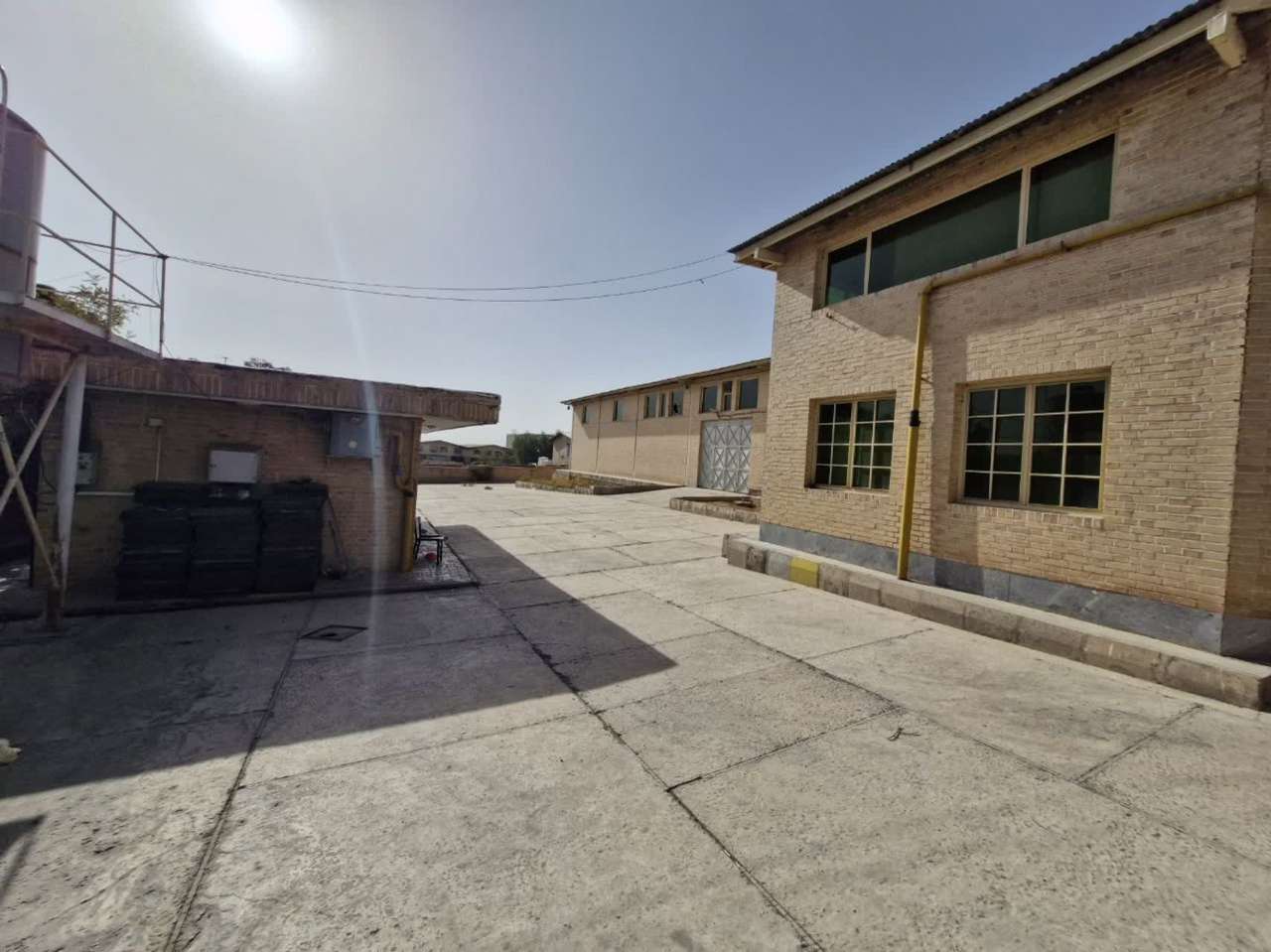 اجاره سوله غذایی در عباس آباد 1160متر _ املاک صنعت سوله