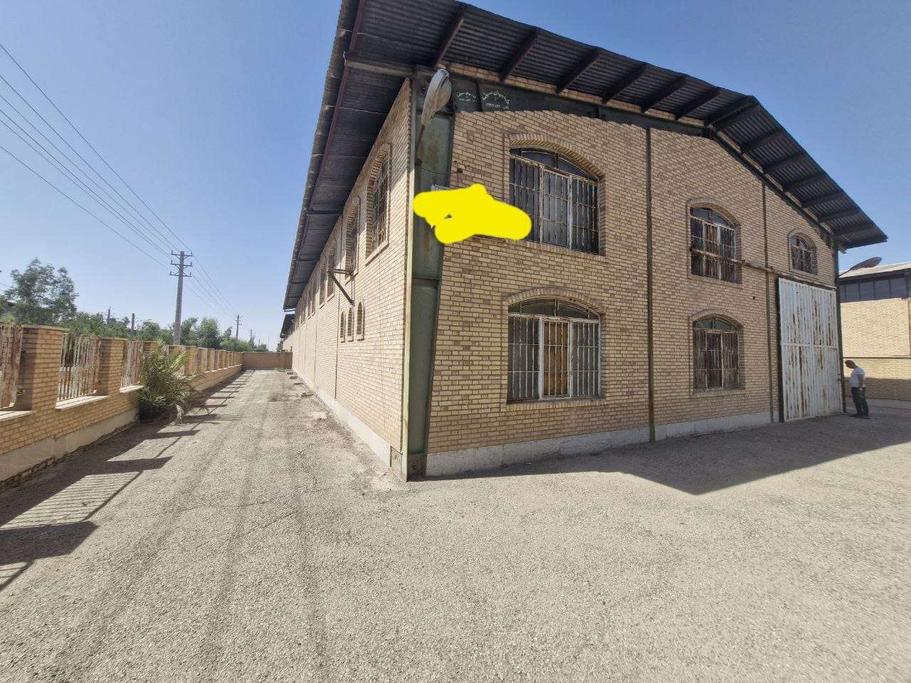 🏭  فروش سوله تولید چوب - شهرک صنعتی پایتخت ۶۰۰ متر _ املاک صنعت سوله