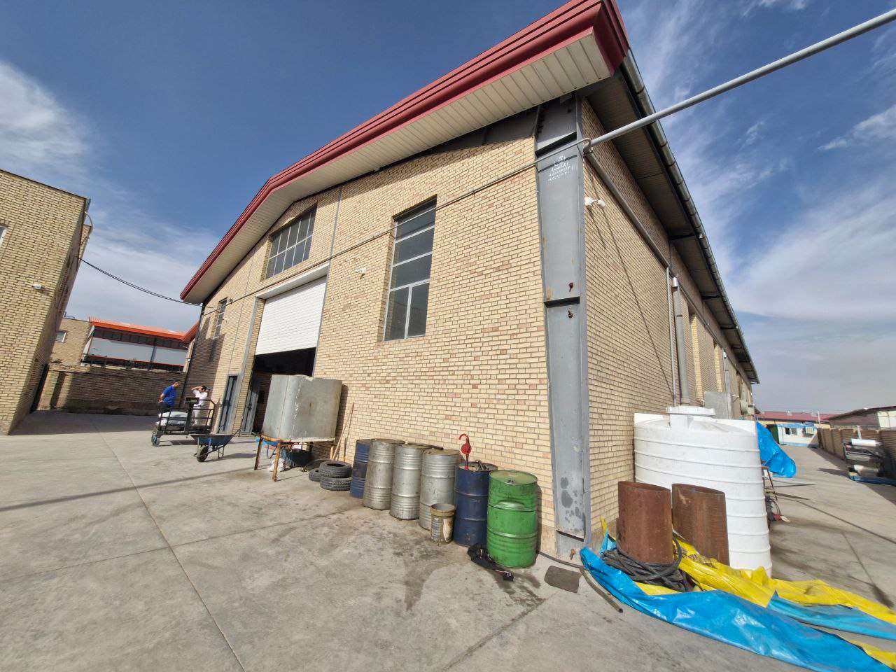  اجاره سوله صنعتی با جواز فلزی - شهرک صنعتی شنزار 1000 متر _ املاک صنعت سوله