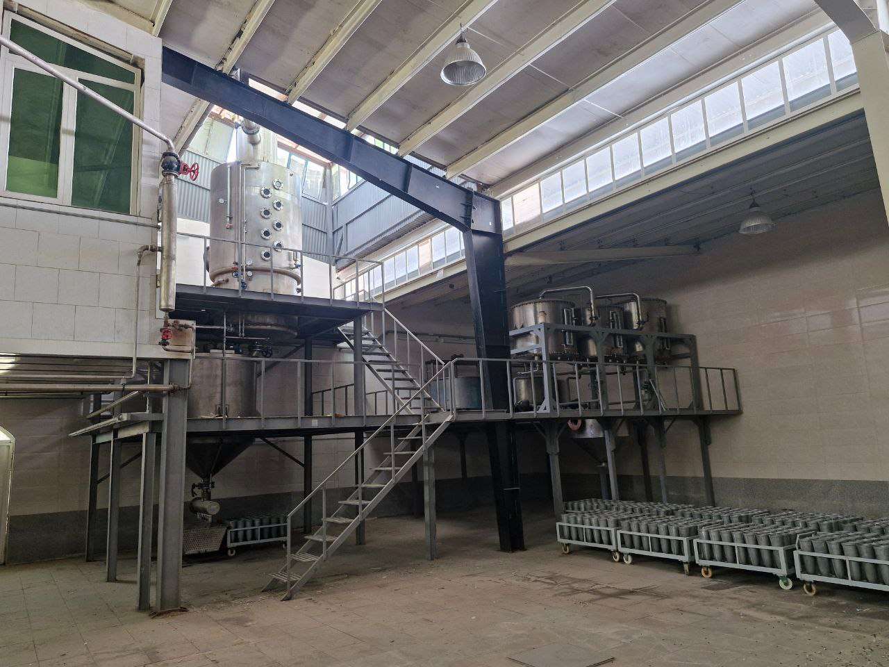  فروش سوله تولید حبوبات، ادویه‌جات، قند و آبنبات با پروانه معتبر 4000متر _ املاک صنعت سوله