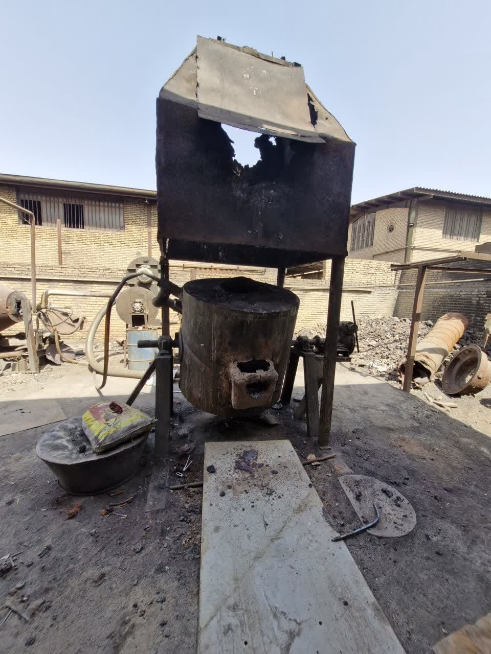 اجاره کارخانه ریخته‌گری با جواز معتبر - شهرک صنعتی پایتخت 450 متر _ املاک صنعت سوله