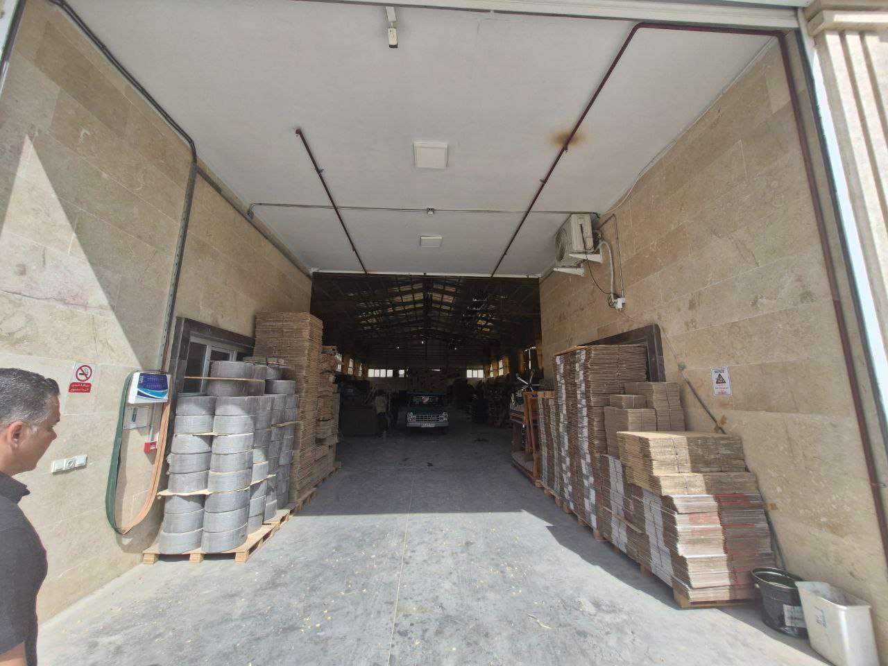 فروش سلولزی _ شهرک صنعتی شنزار 900متر _ املاک صنعت سوله