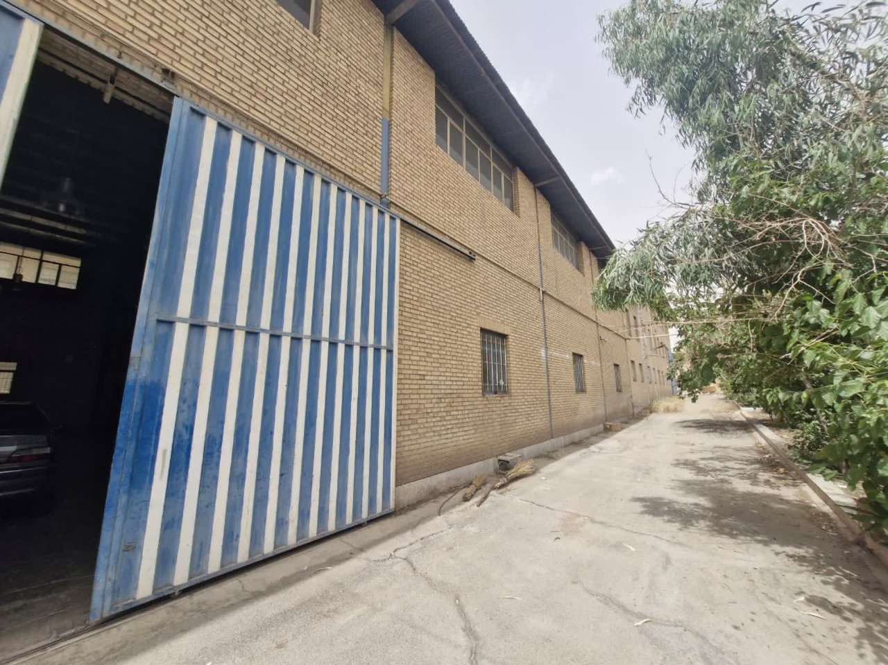 فروش سوله در عباس اباد با زون فلزی _ املاک صنعت سوله