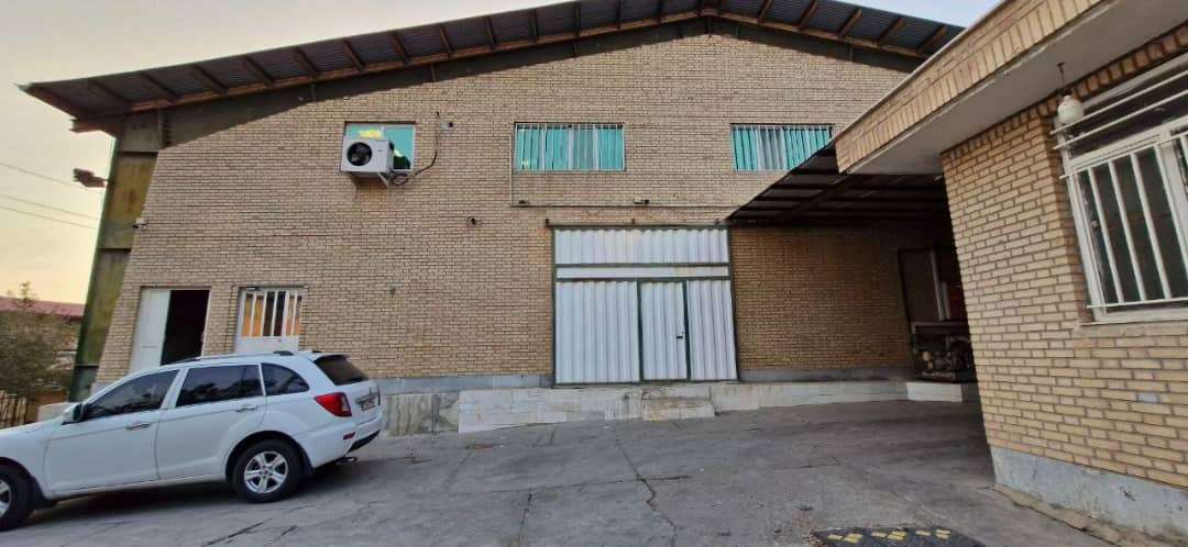 فروش کارخانه تولید لبنیات با تجهیزات کامل - شهرک صنعتی عباس‌آباد _ املاک صنعت سوله