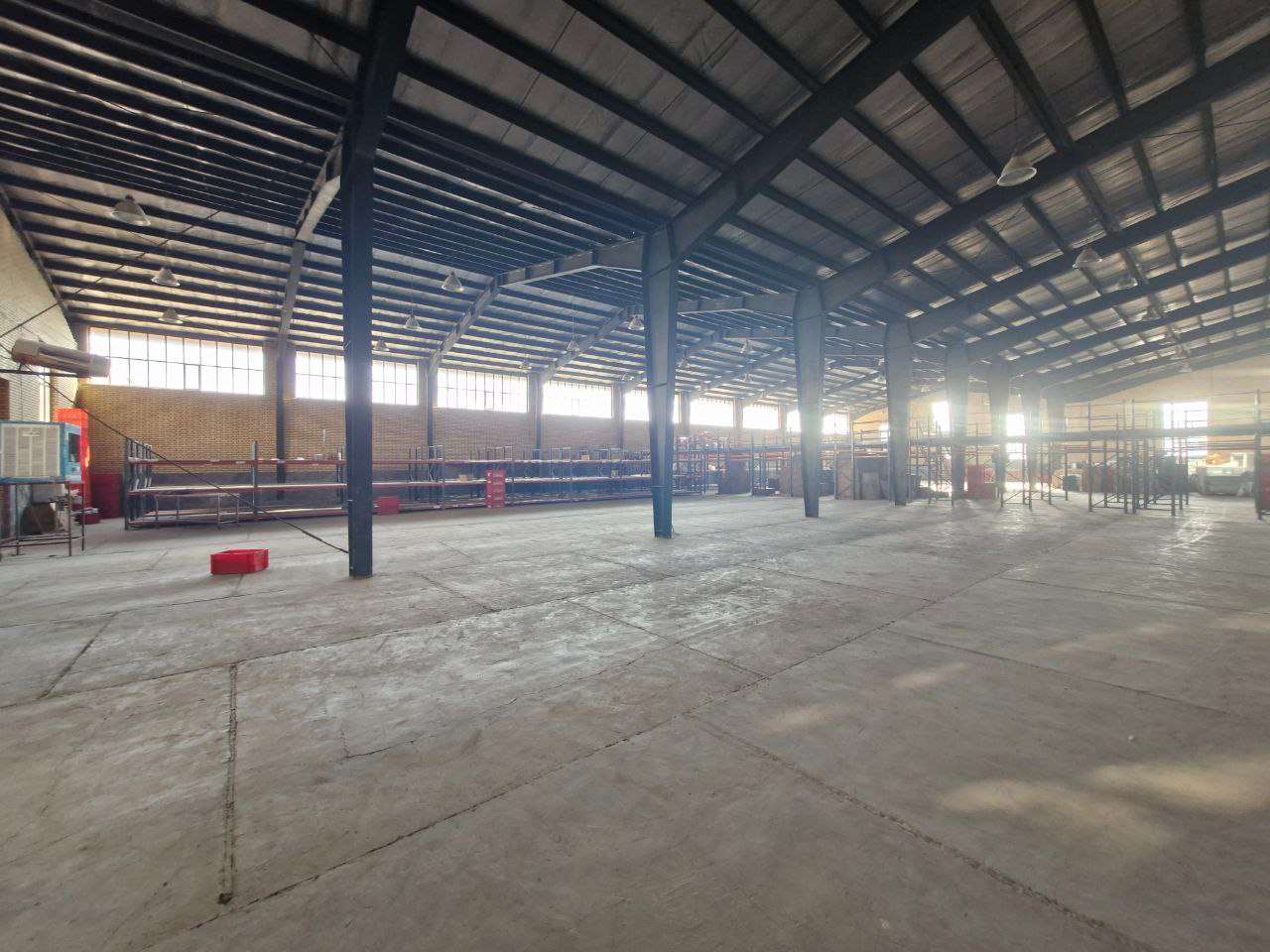 اجاره سوله شیمیایی پلاستیک در شهرک صنعتی عباس آباد _ املاک صنعت سوله