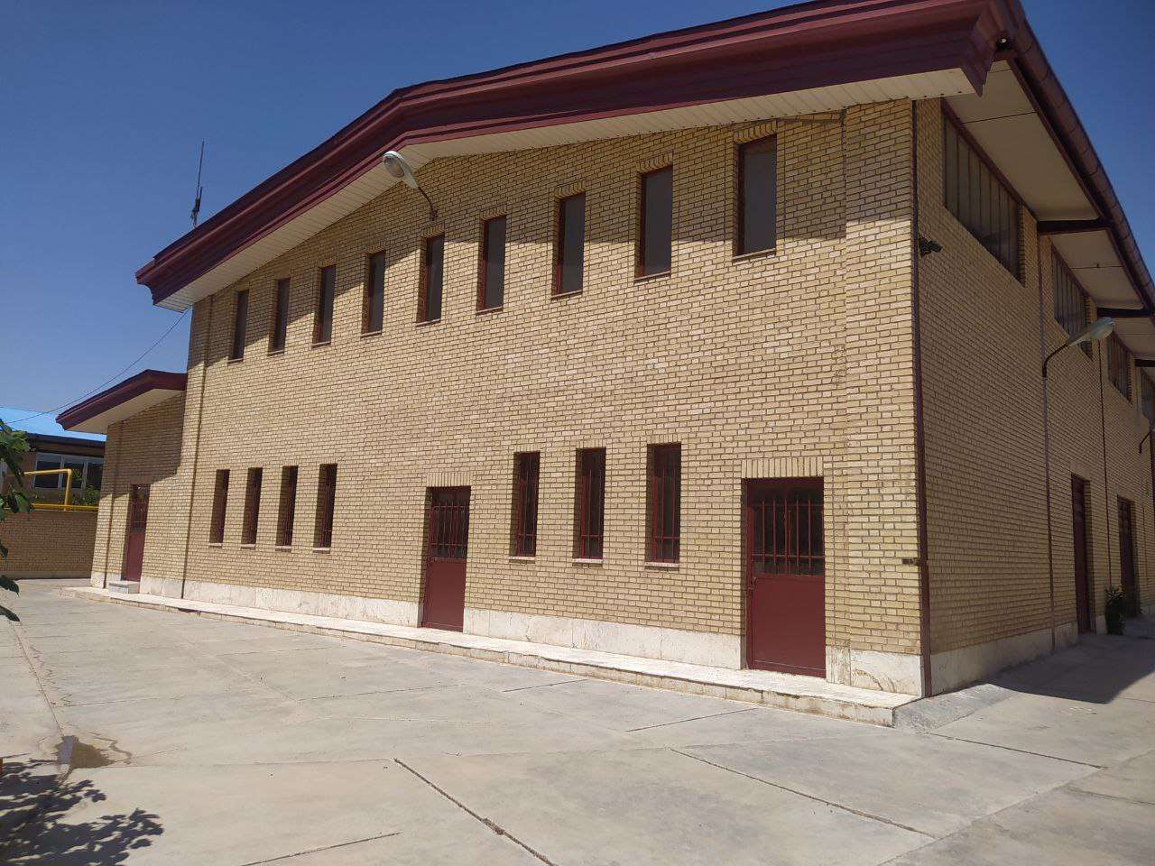 فروش سوله صنایع غذایی 1700 متر شهرک صنعتی خوارزمی _ املاک صنعت سوله