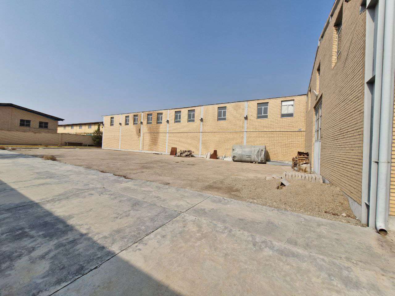 اجاره سوله سلولزی با جواز معتبر - شهرک صنعتی ایوانکی 1600 متر _ املاک صنعت سوله